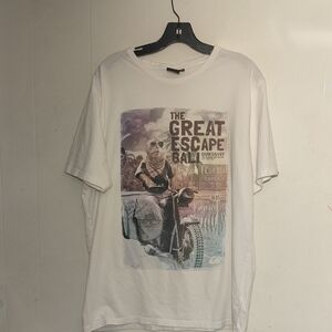 Quiksilver T-shirt XL The Great Escape Bali. Monkey On A Motorcycle w/ Surfboard
